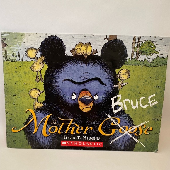 3 x Softcover Scholastics Books - Picture 9 of 11